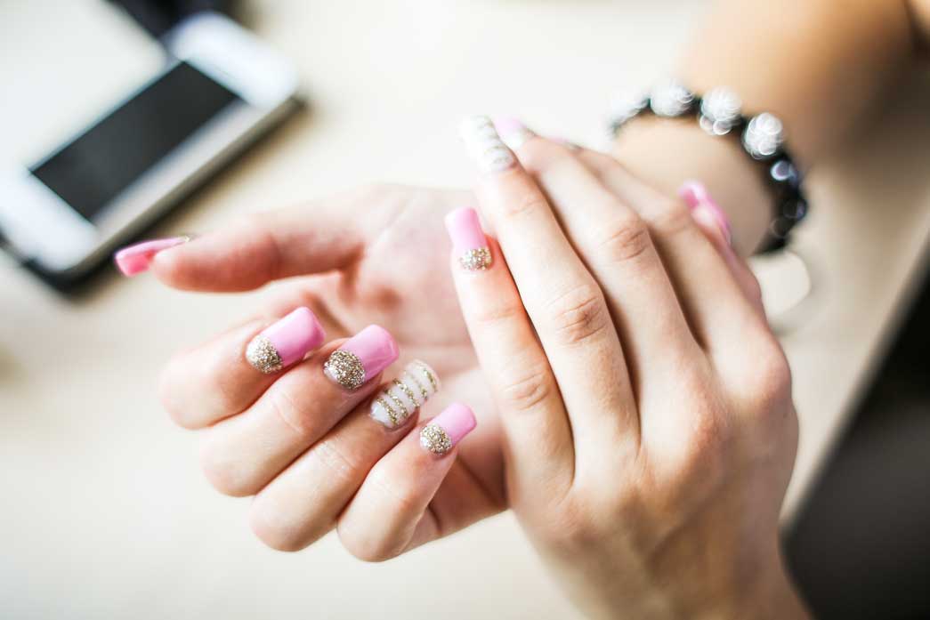 How To Safely Remove Sns Nails At Home